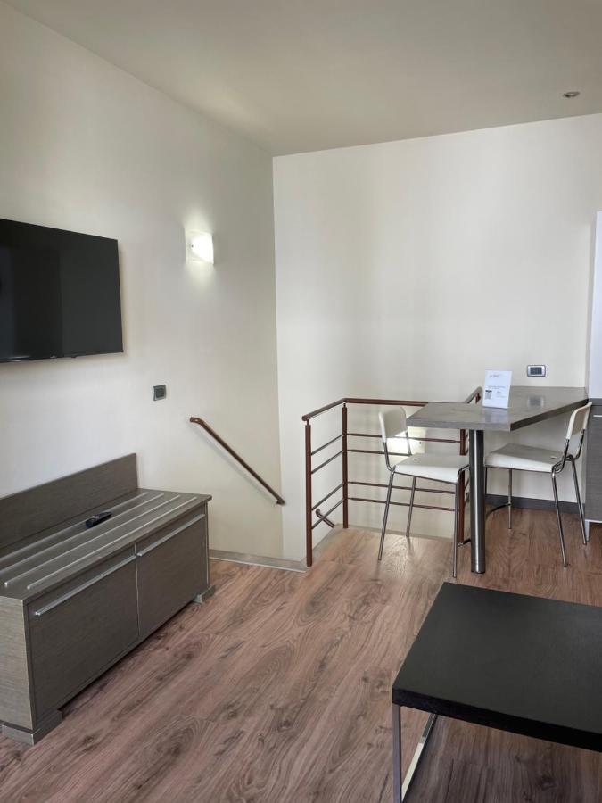 Select Executive Residence Флоренция Екстериор снимка